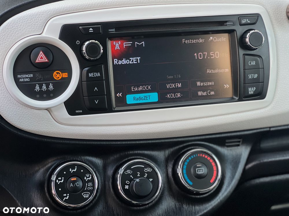 Toyota Yaris 1.33 Business Edition - 26
