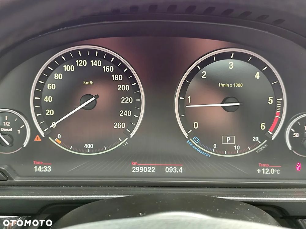 BMW Seria 5 525d xDrive Touring Sport-Aut Luxury Line - 17