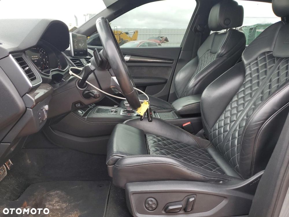 Audi SQ5 - 7