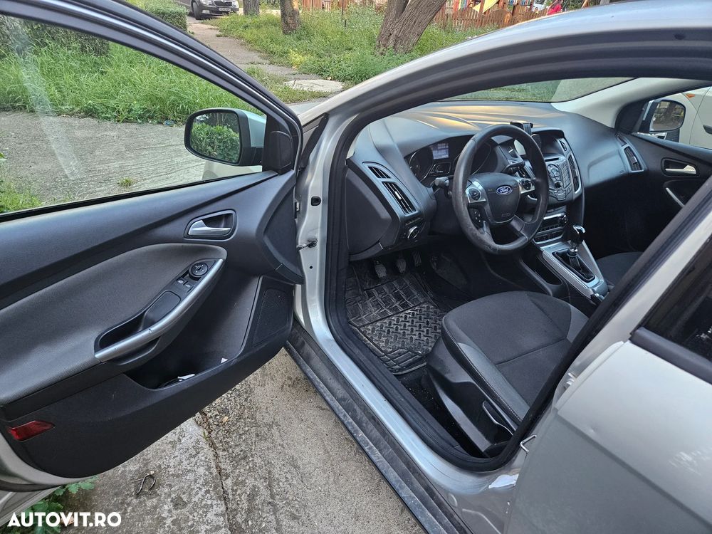Ford Focus Turnier 1.6 TDCi ECOnetic 88g Start-Stopp-Sy Trend - 7