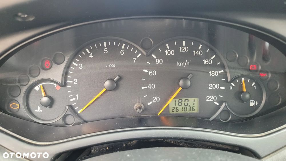 Ford Focus 1.6 FX Gold - 17