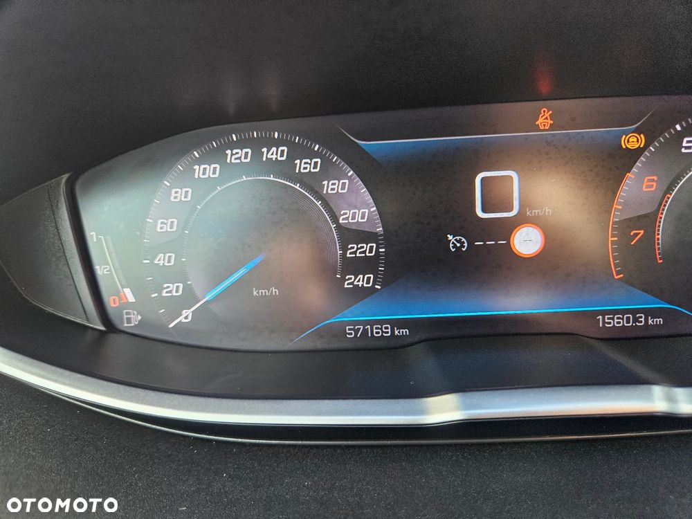 Peugeot 5008 PureTech 130 Stop & Start Roadtrip - 35