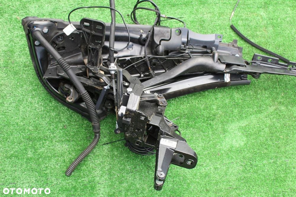 Słupek tylny lewy zawias siłownik dachu Mercedes SL R230 W230 SL350 SL500 - 8
