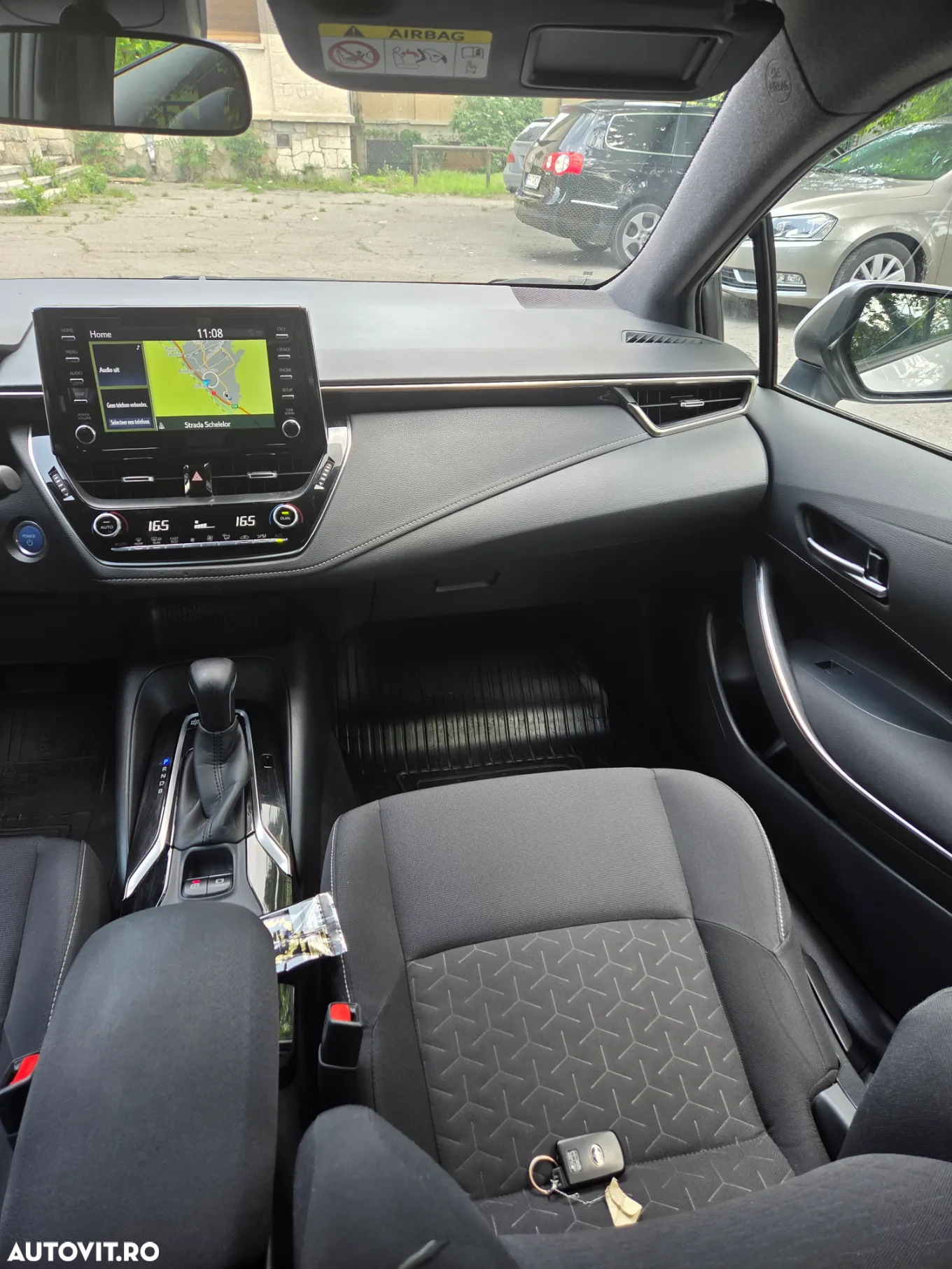 Toyota Corolla 1.8 HSD Business - 11