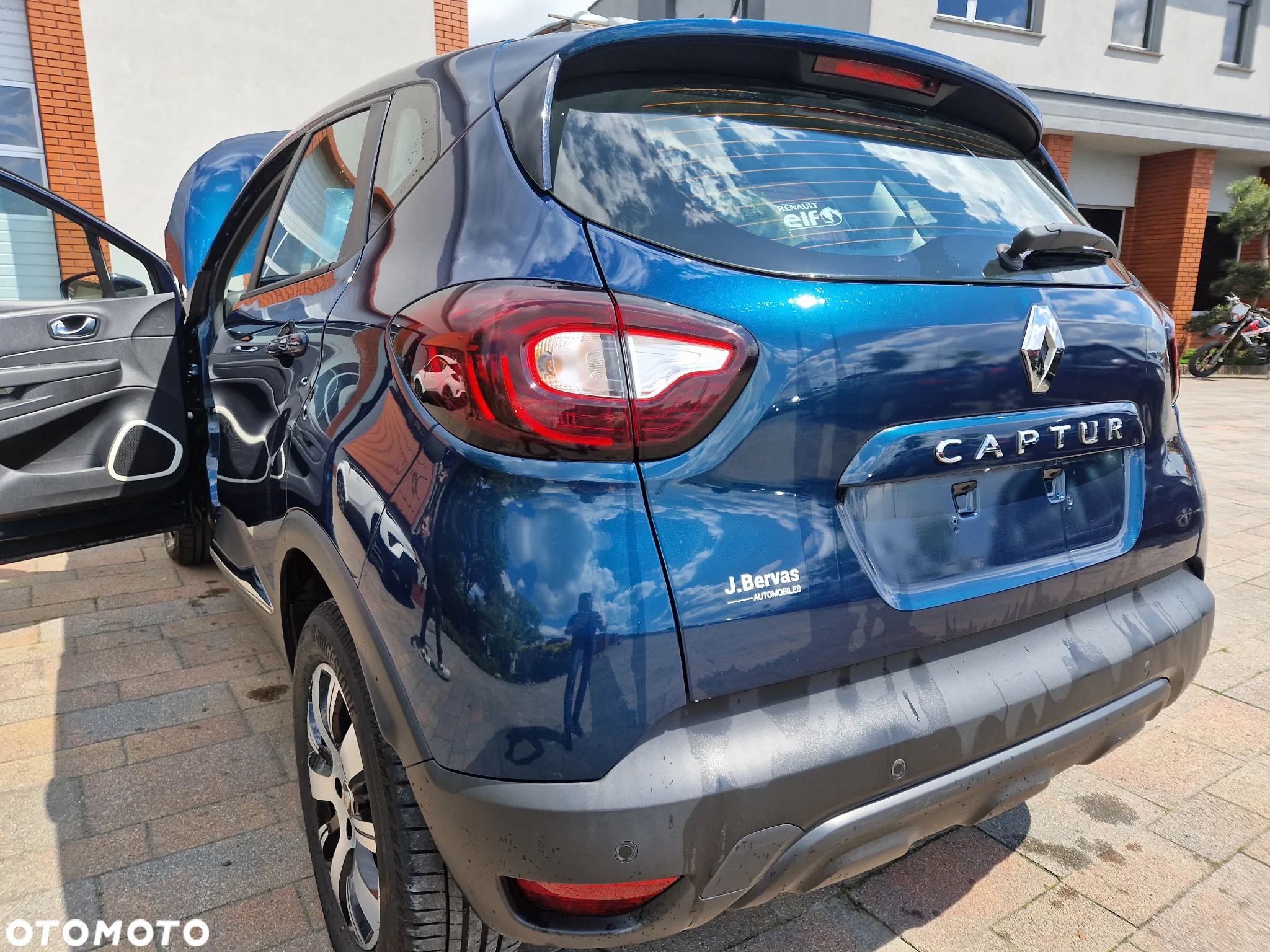 Renault Captur 1.5 dCi Energy Zen EDC EU6 - 11