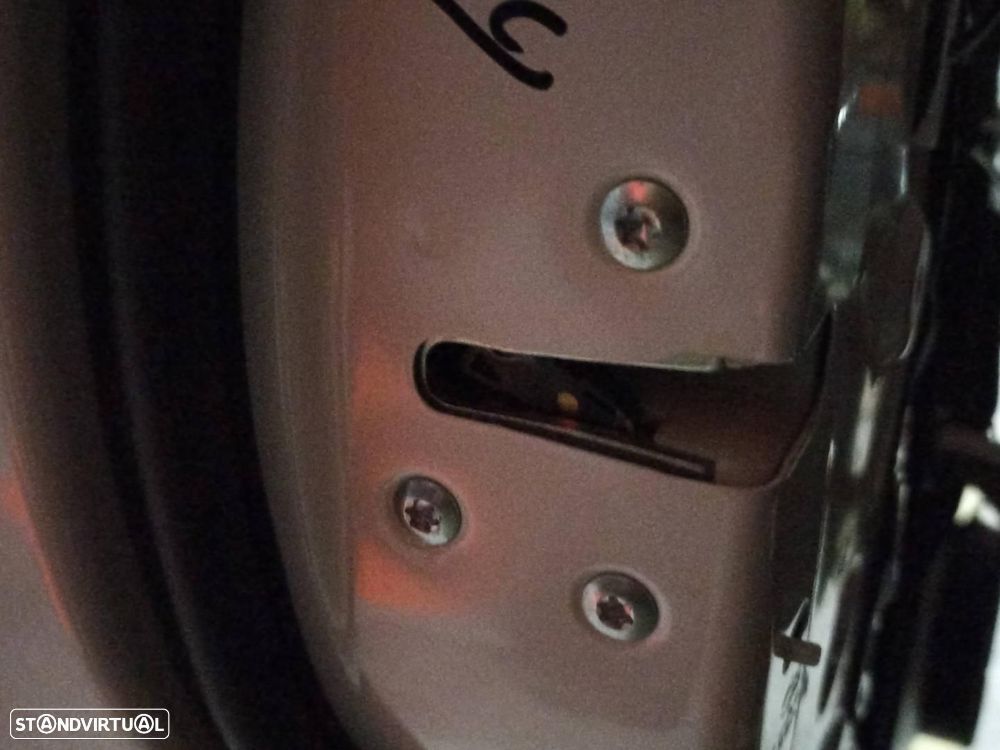 FECHADURA PORTA TRASEIRA ESQUERDA MITSUBISHI OUTLANDER GF0GG0 - 1