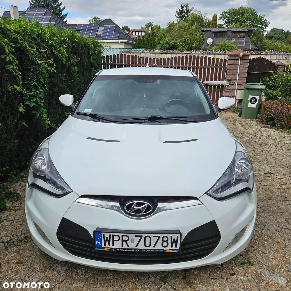 Hyundai Veloster 1.6 GDI Comfort - 4
