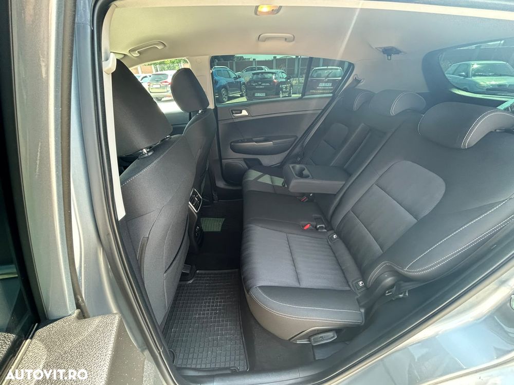 Kia Sportage 1.6 T-GDI 7DCT 4x2 Style - 17