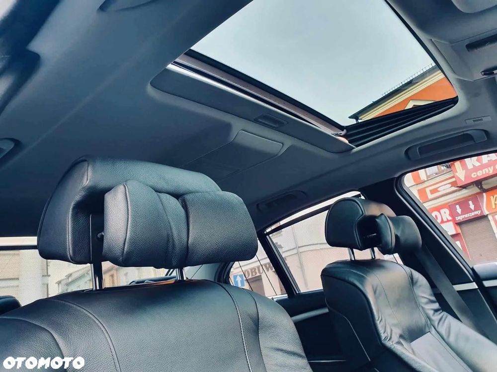 BMW Seria 7 740i - 7