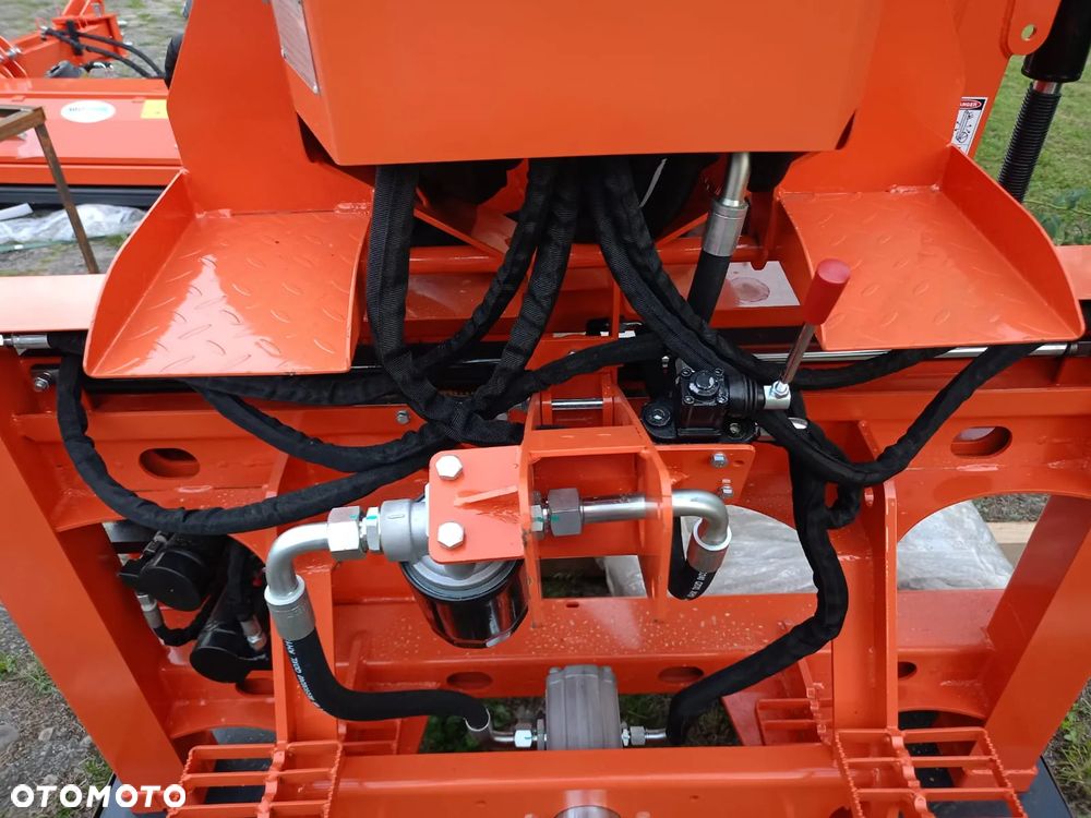 Koparka do ciągnika z własną pompą hydrauliczną BHMS225 + przesuw Mikrus Troll GEOGRASS Raty Transport - 8