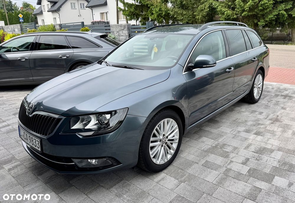 Skoda Superb 2.0 TDI Ambition DSG - 1