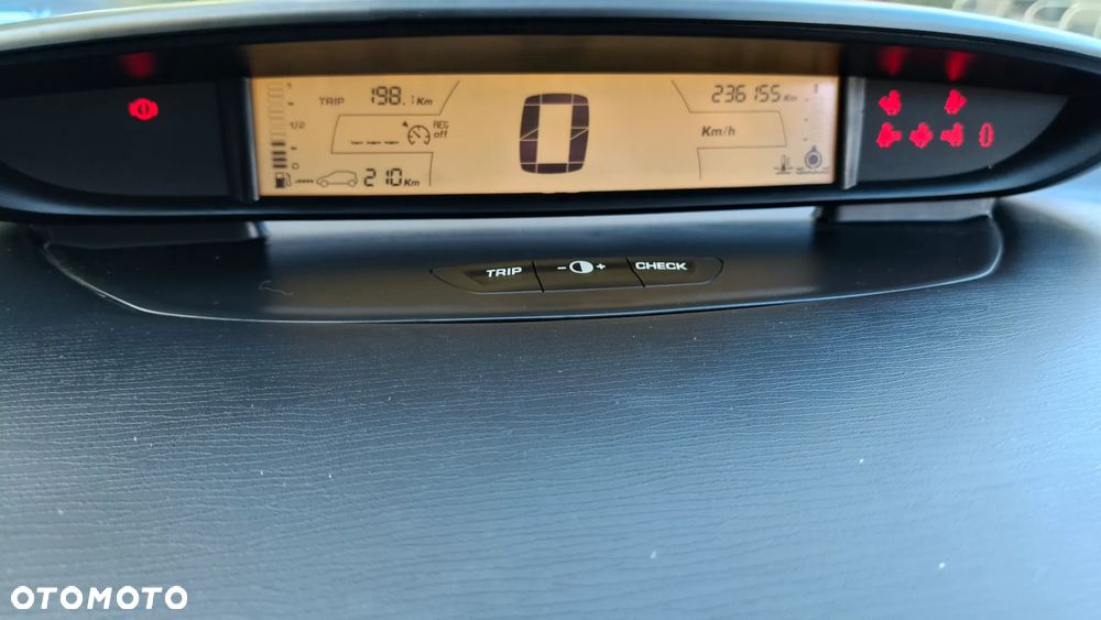 Citroën C4 - 10