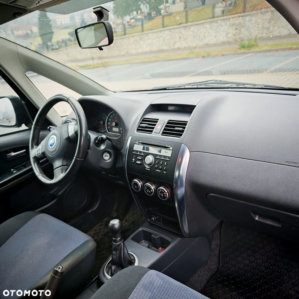 Fiat Sedici 1.6 16V 4x4 Luxury - 10