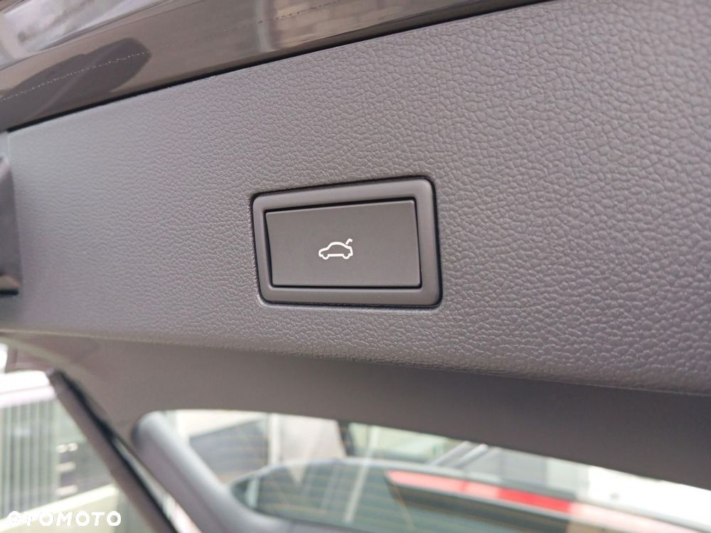 Volkswagen Golf - 26