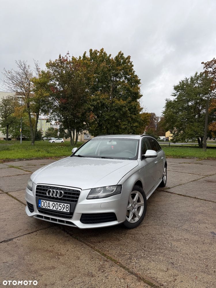 Audi A4 - 1