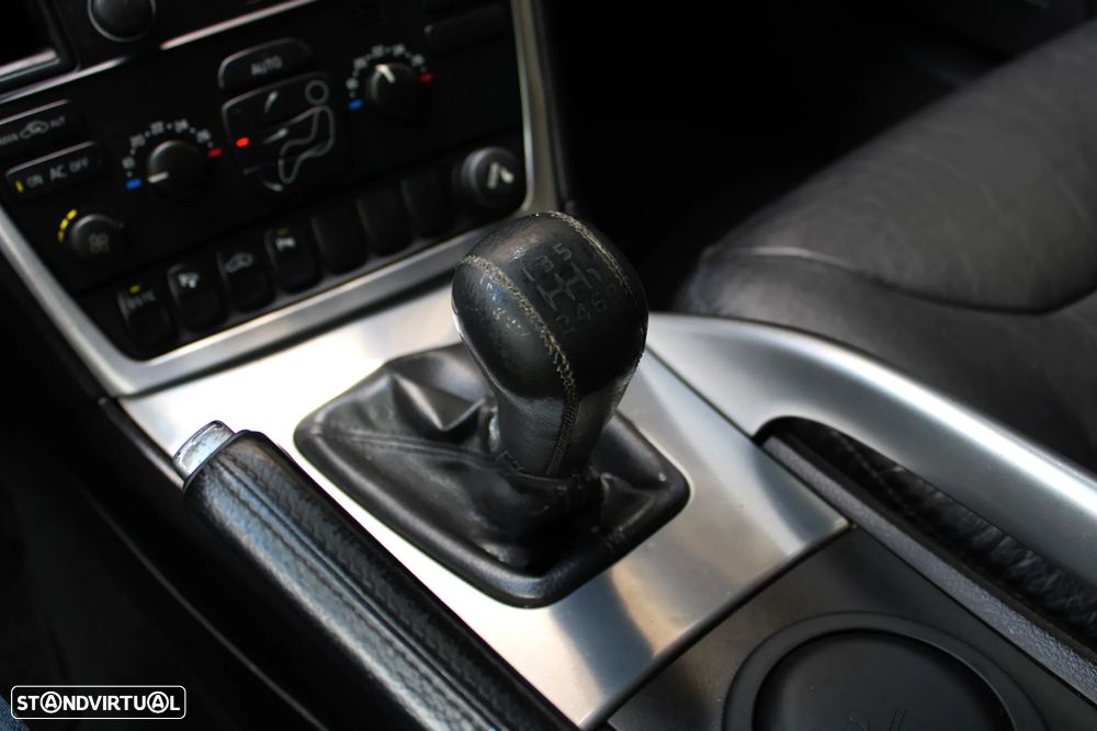 Volvo XC 70 2.4 D5 Nivel 2 - 41