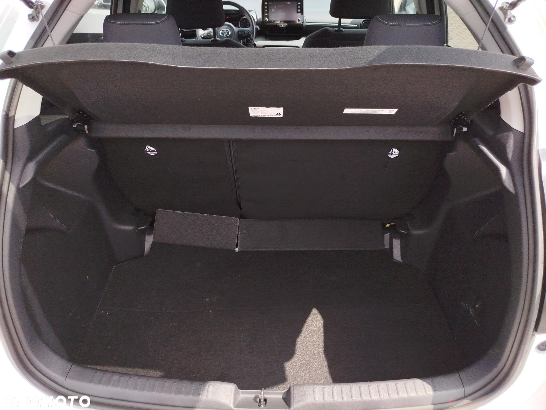 Toyota Yaris - 13