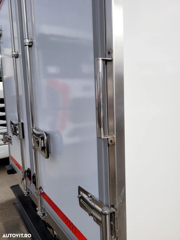 Piaggio NP6 Box Izoterm - 4