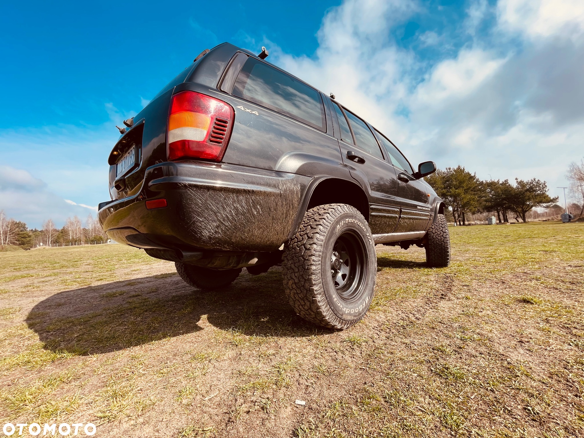 Jeep Grand Cherokee 4.0 Laredo - 24