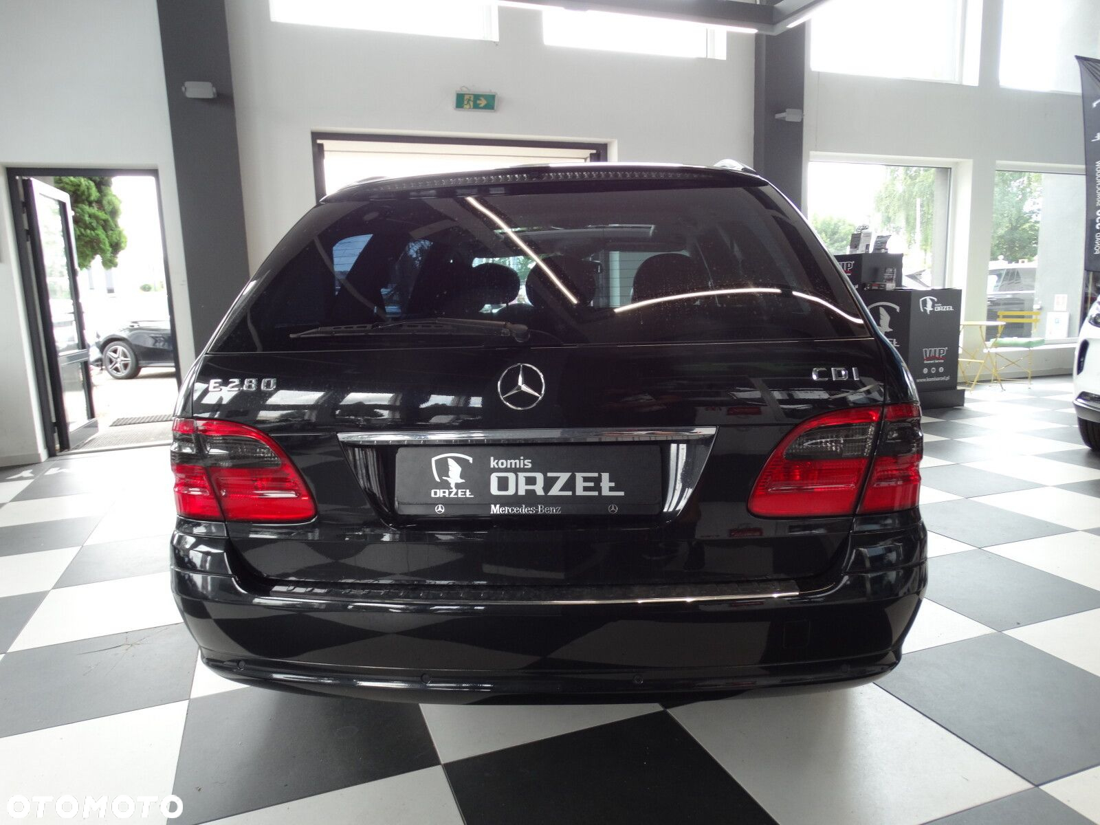 Mercedes-Benz Klasa E - 2