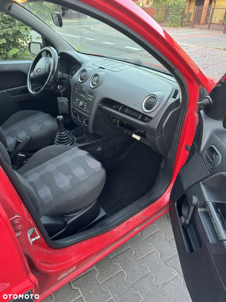 Ford Fusion 1.4 TDCI Ambiente - 30