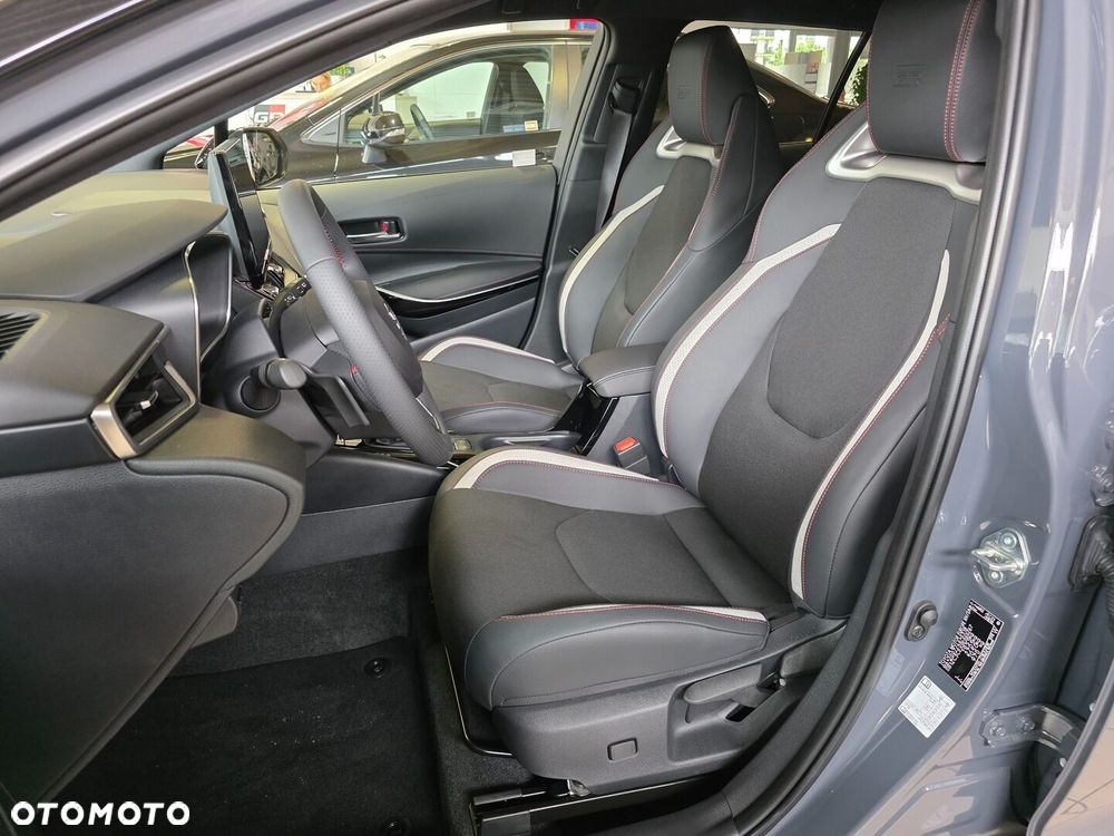 Toyota Corolla - 5