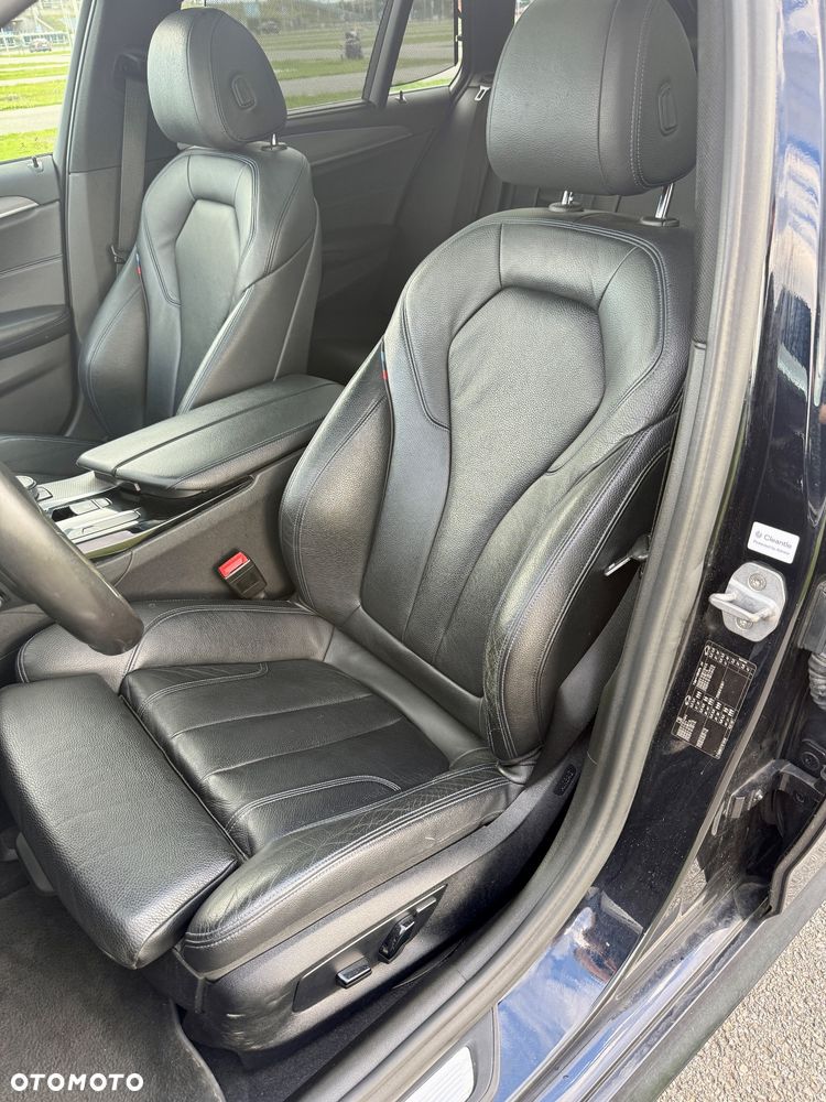 BMW Seria 5 520d M Sport - 29