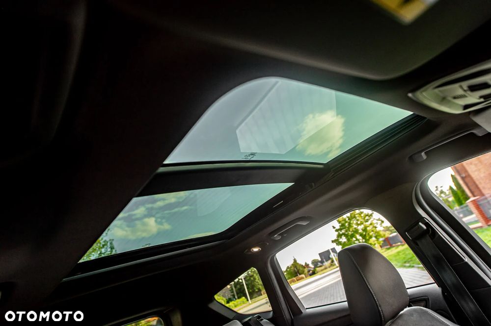 Ford Kuga 2.0 TDCi AWD ST-Line - 32
