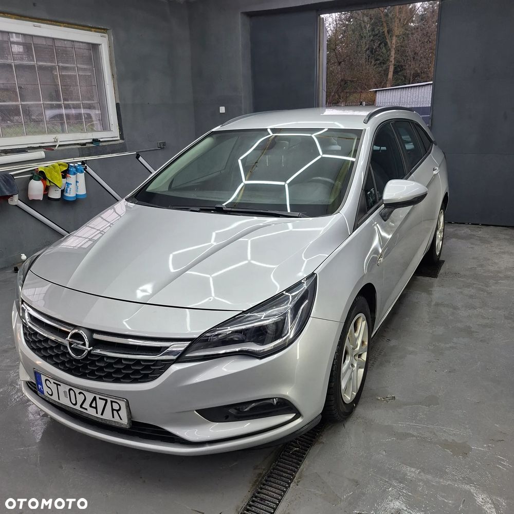 Opel Astra - 2