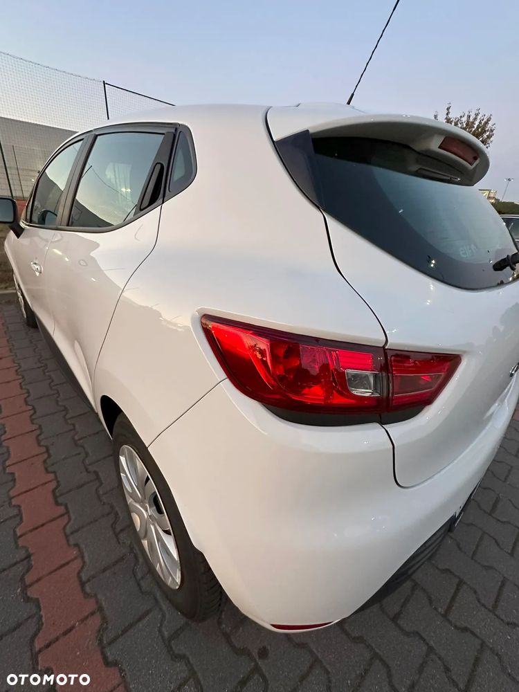 Renault Clio 0.9 TCe Alize - 10