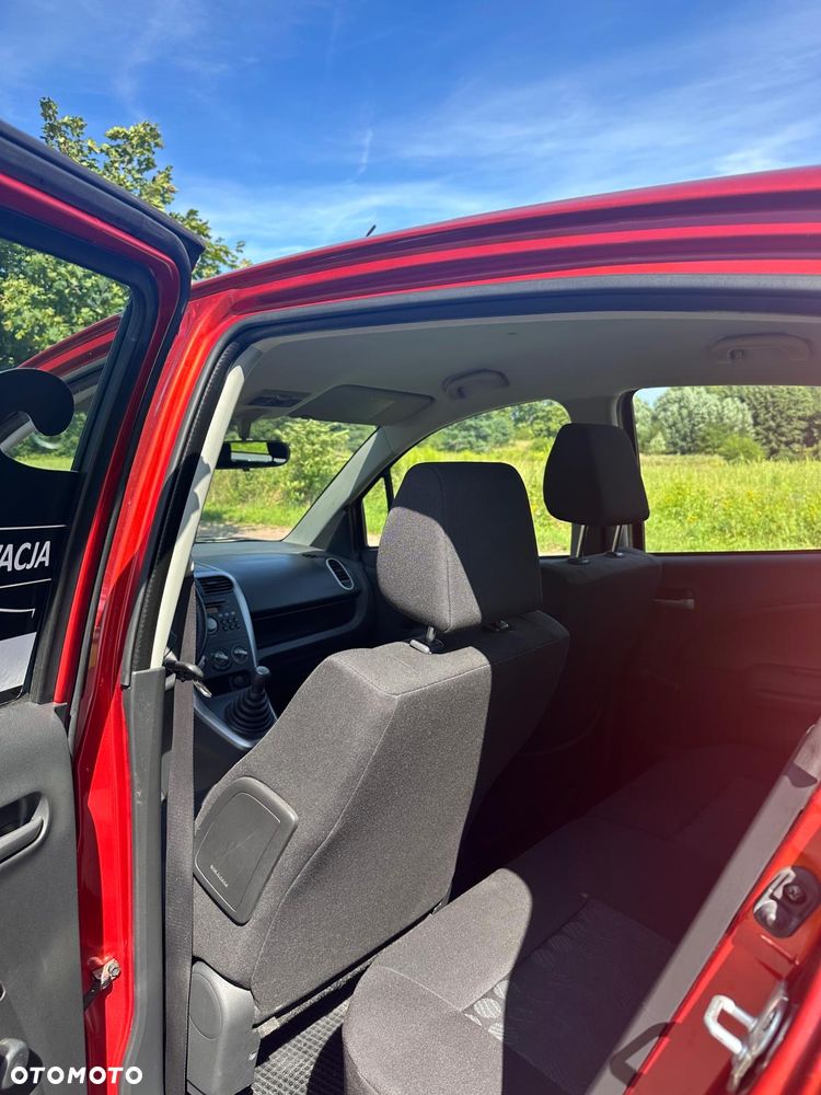 Suzuki Splash 1.0 Club - 11