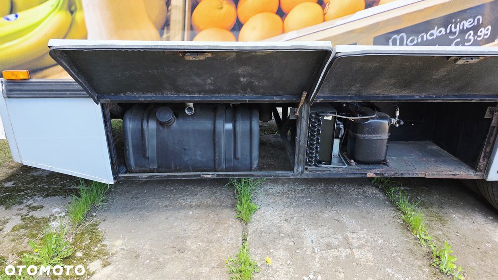 Iveco ML 100 E15 Foodtruck - 23