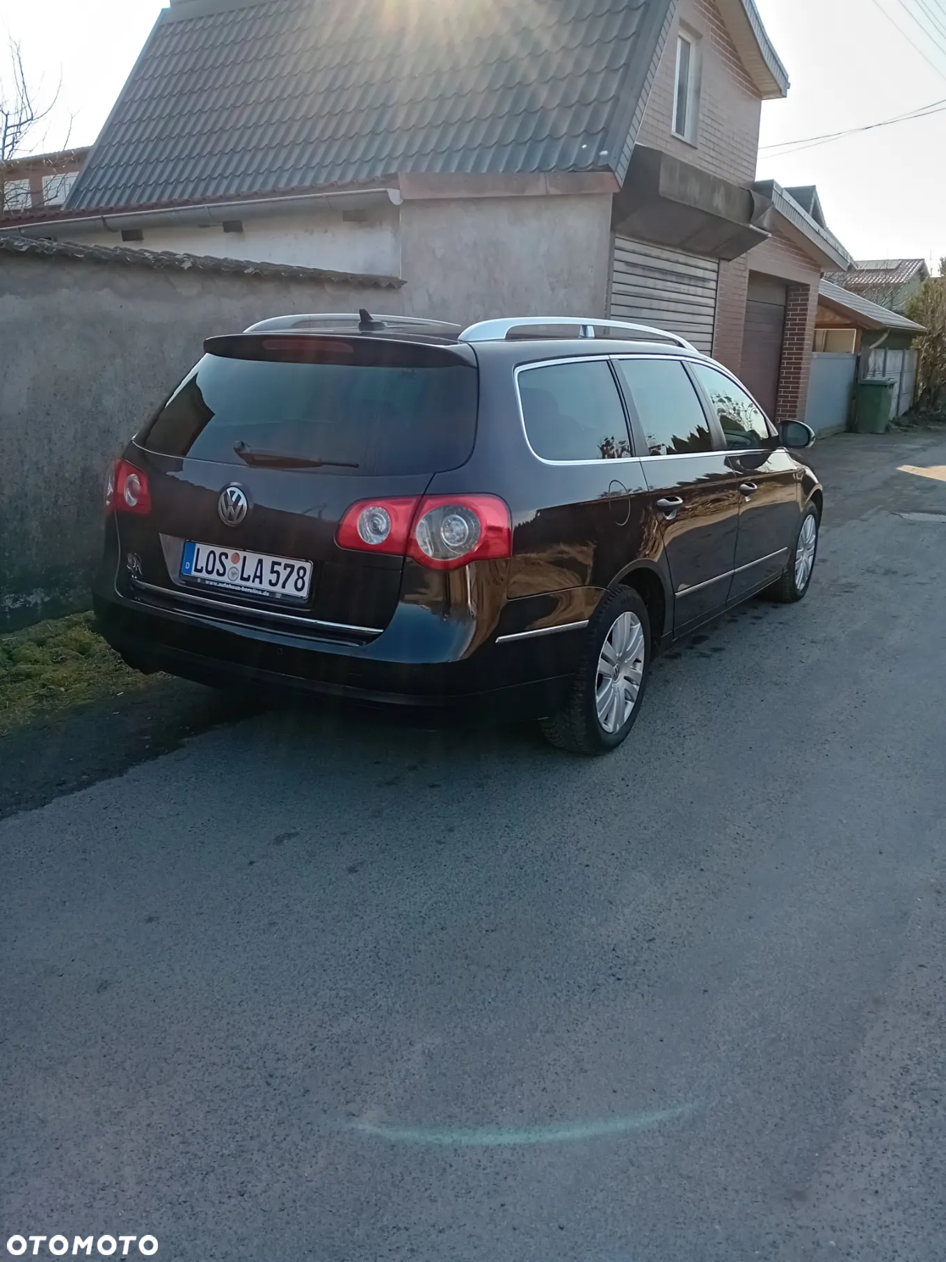 Volkswagen Passat - 4