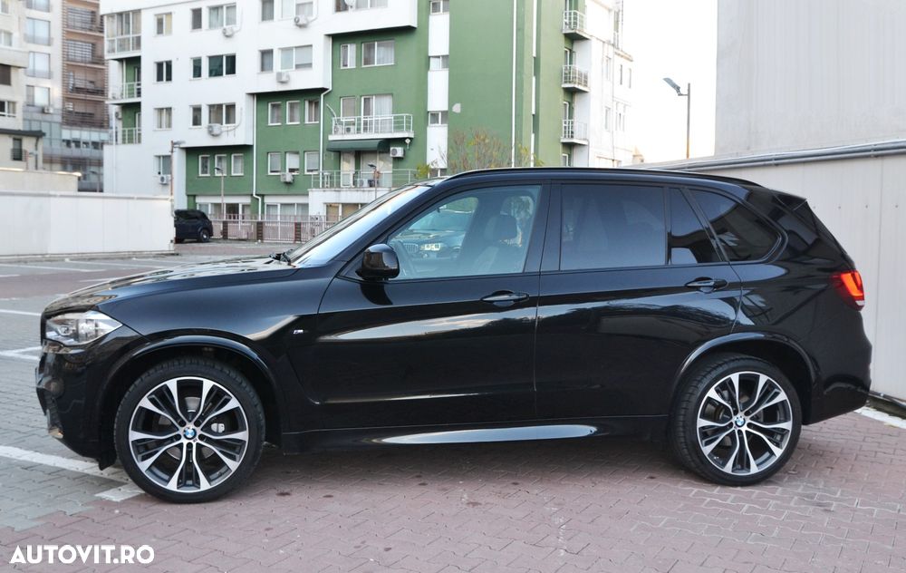 BMW X5 xDrive30d Sport-Aut. - 7