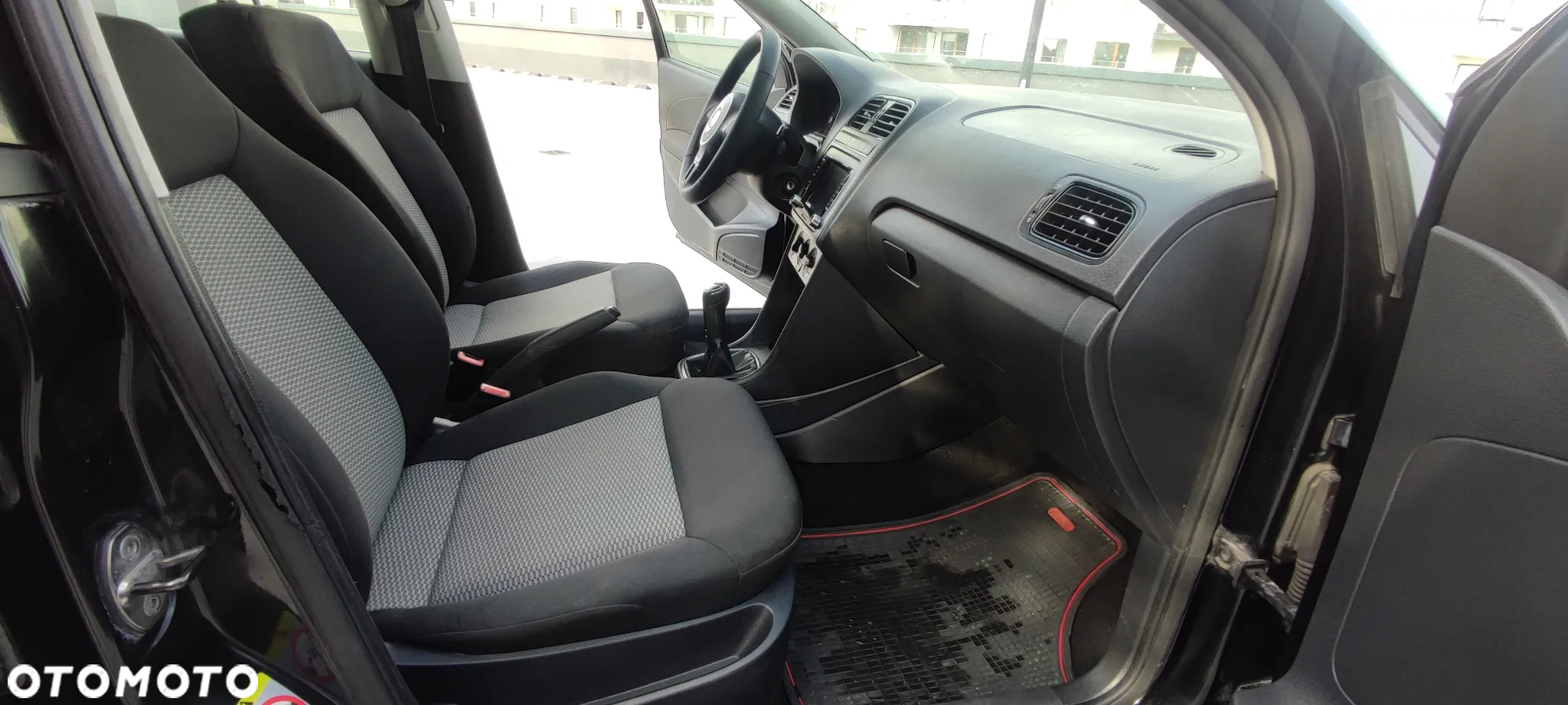 Volkswagen Polo 1.2 12V Comfortline - 17