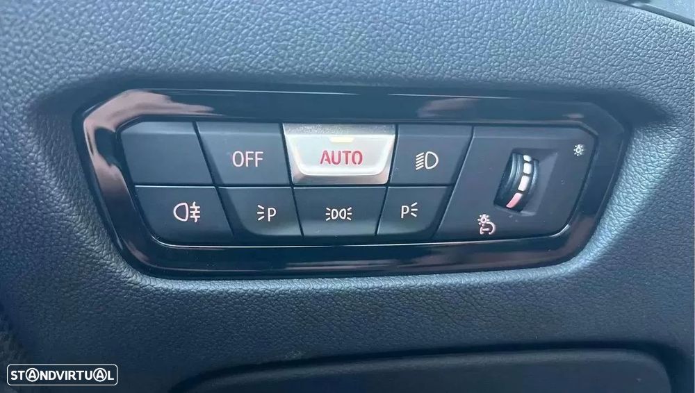 BMW 330 e Touring Line Sport Auto - 15