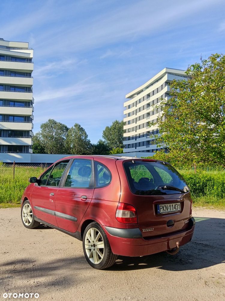 Renault Scenic - 3