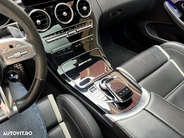 Mercedes-Benz C 63 AMG S Coupe Aut. - 27