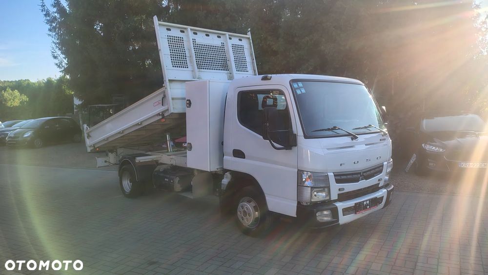 Mitsubishi FUSO CANTER - 7