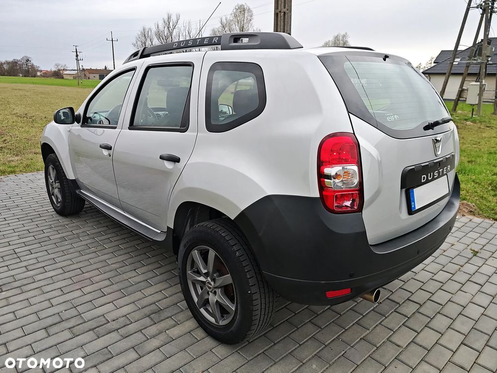 Dacia Duster 1.6 16V 105 4x2 Prestige - 11