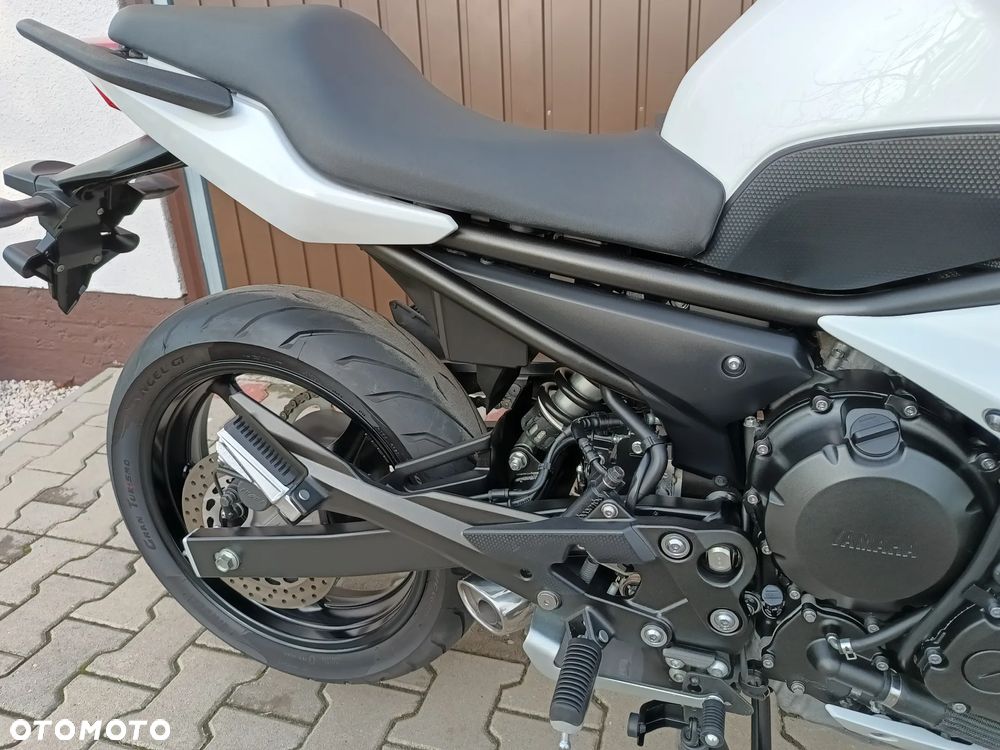 Yamaha XJ - 9