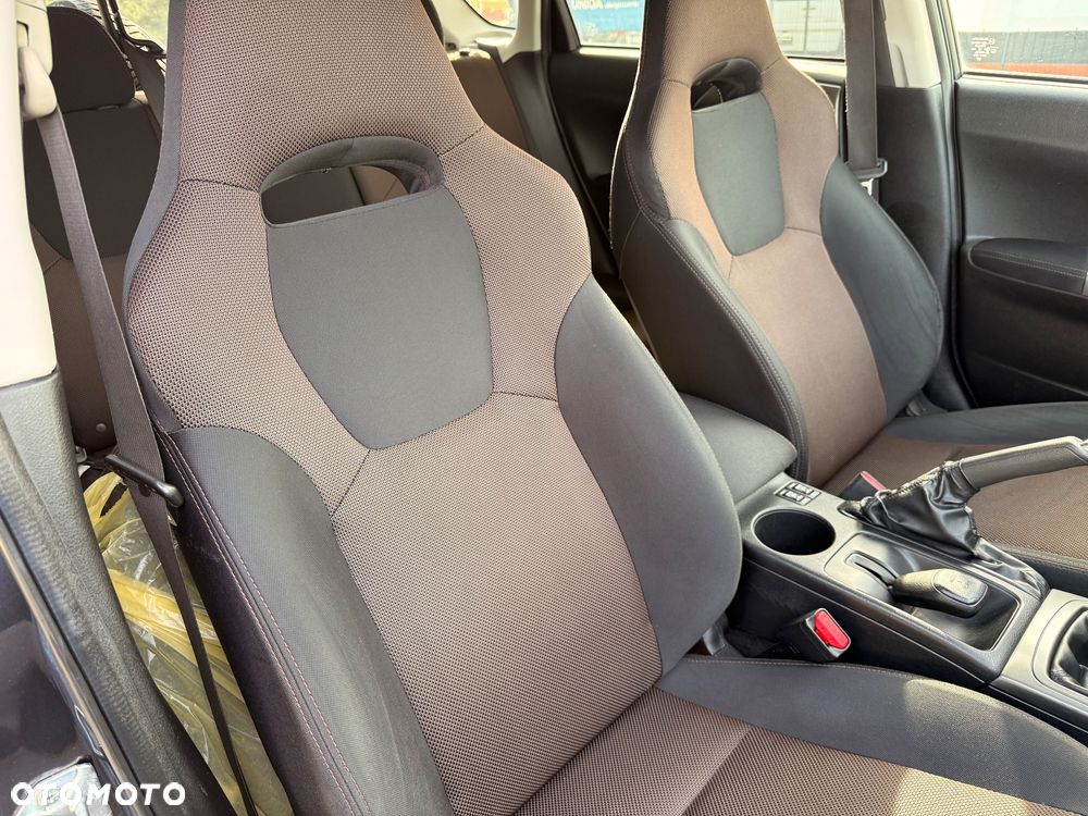 Subaru Impreza XV 2.0R - 23