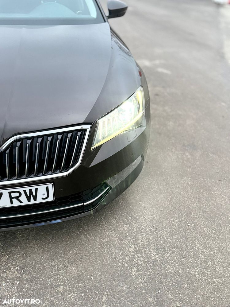 Skoda Superb 1.6 TDI DSG Ambition - 13