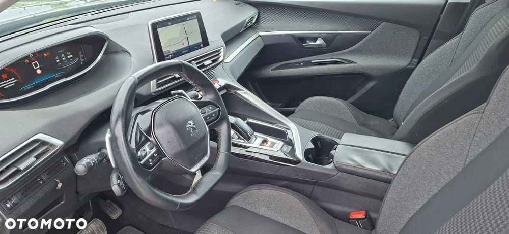 Peugeot 3008 1.2 PureTech Allure S&S EAT6 - 11