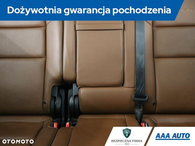 Jeep Grand Cherokee - 12