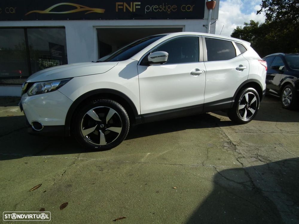 Nissan Qashqai 1.6 dCi N-Connecta 18 Xtronic - 1