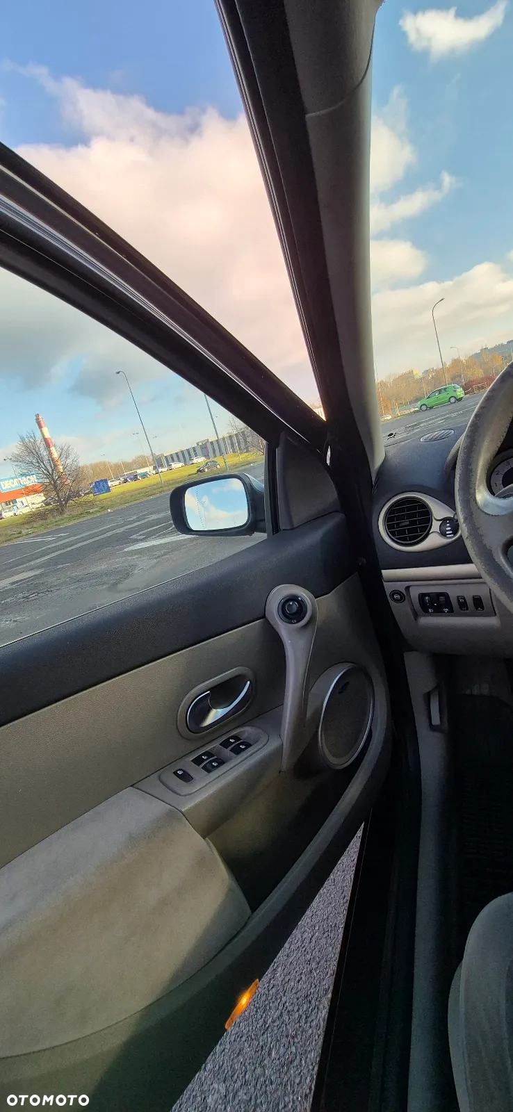 Renault Clio - 18