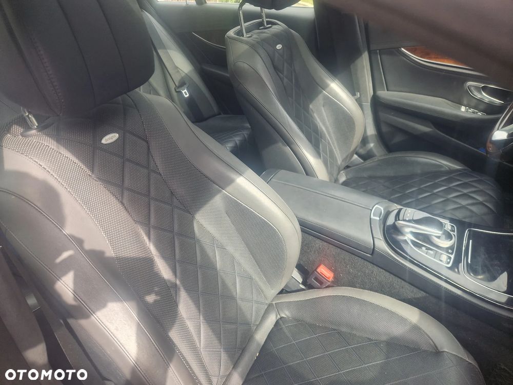 Mercedes-Benz Klasa E 300 9G-TRONIC Exclusive - 6