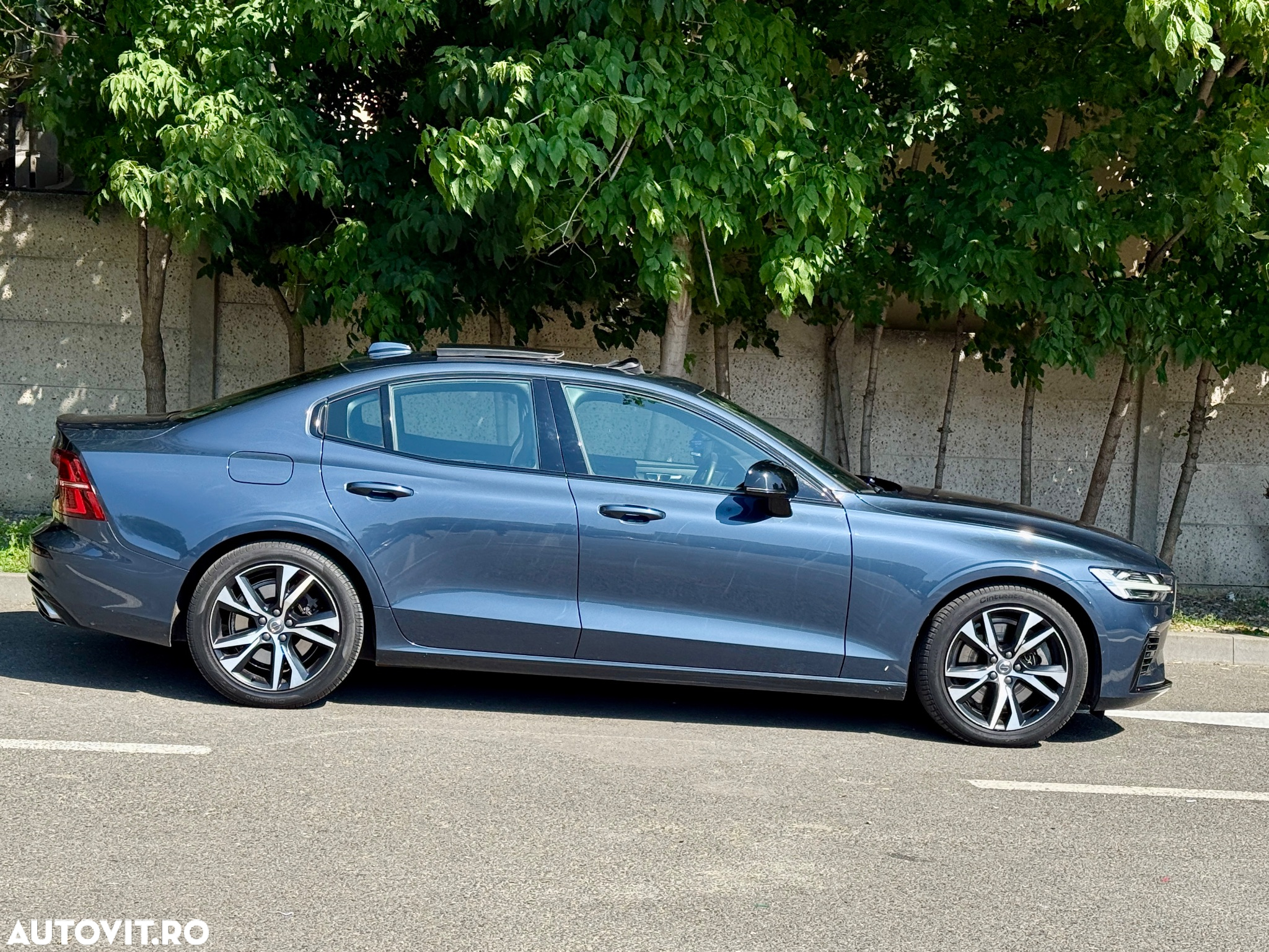 Volvo S60 T8 Twin Engine AWD Geartronic RDesign - 3