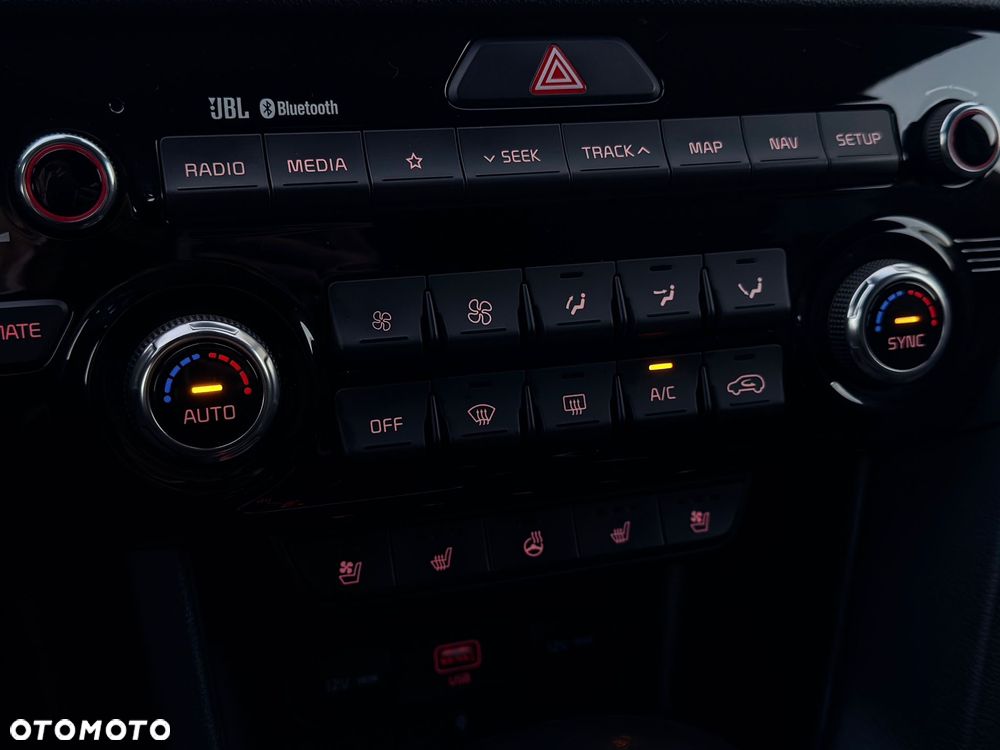 Kia Sportage 2.0 CRDI AWD Eco-Dynamics+ (48V M-H) GT LINE - 15